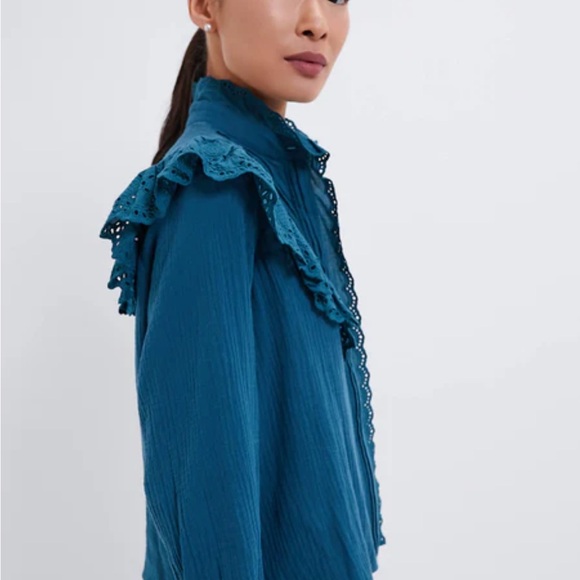 Gorgeous Tuckernuck Hyacinth House Teal W/ Lace Women's Button Down Blouse NWT - Picture 2 of 15